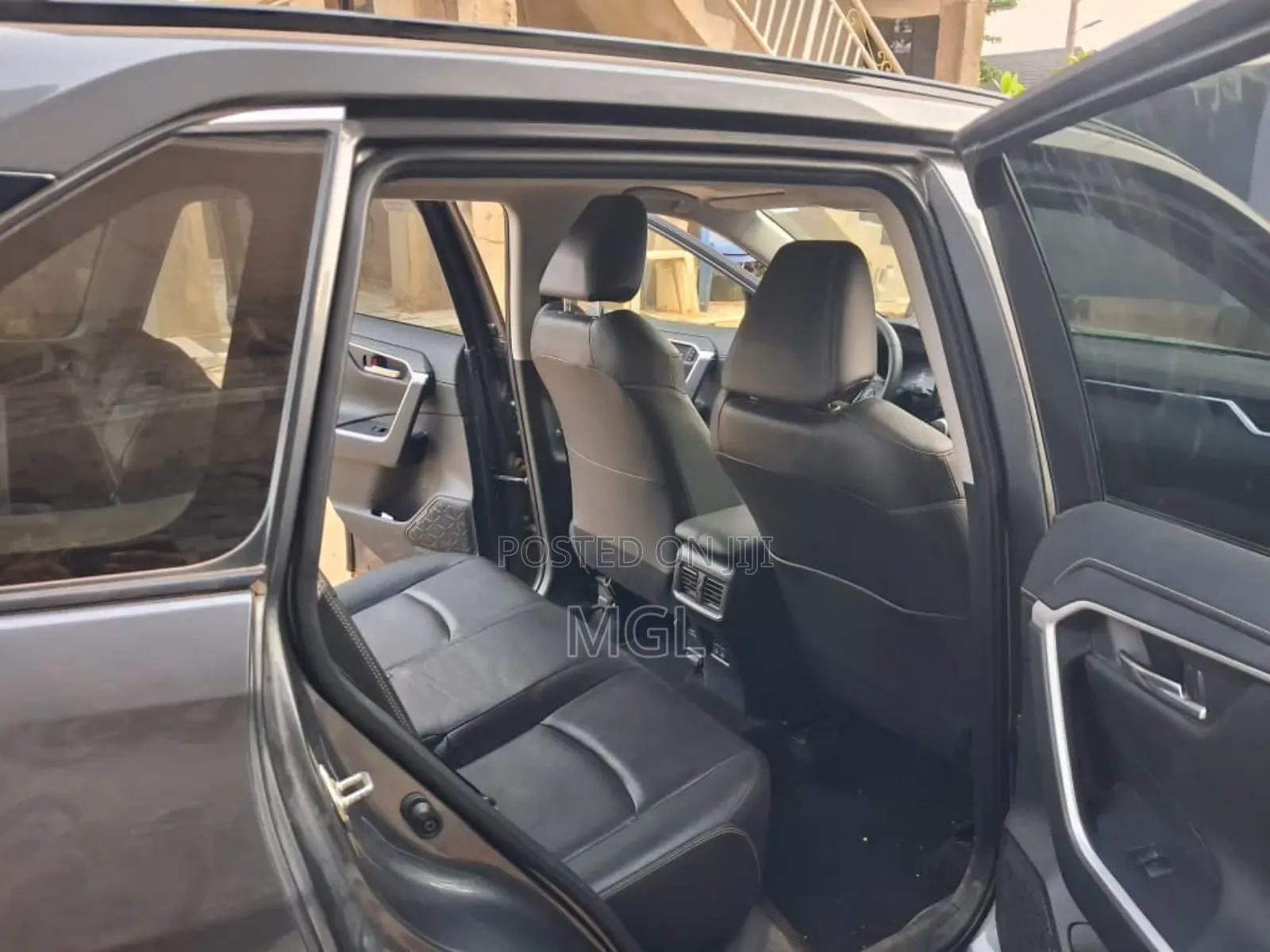 Toyota RAV4 2025 Blue