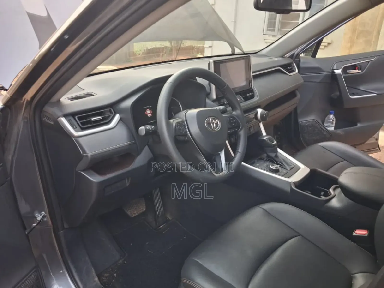 Toyota RAV4 2025 Blue