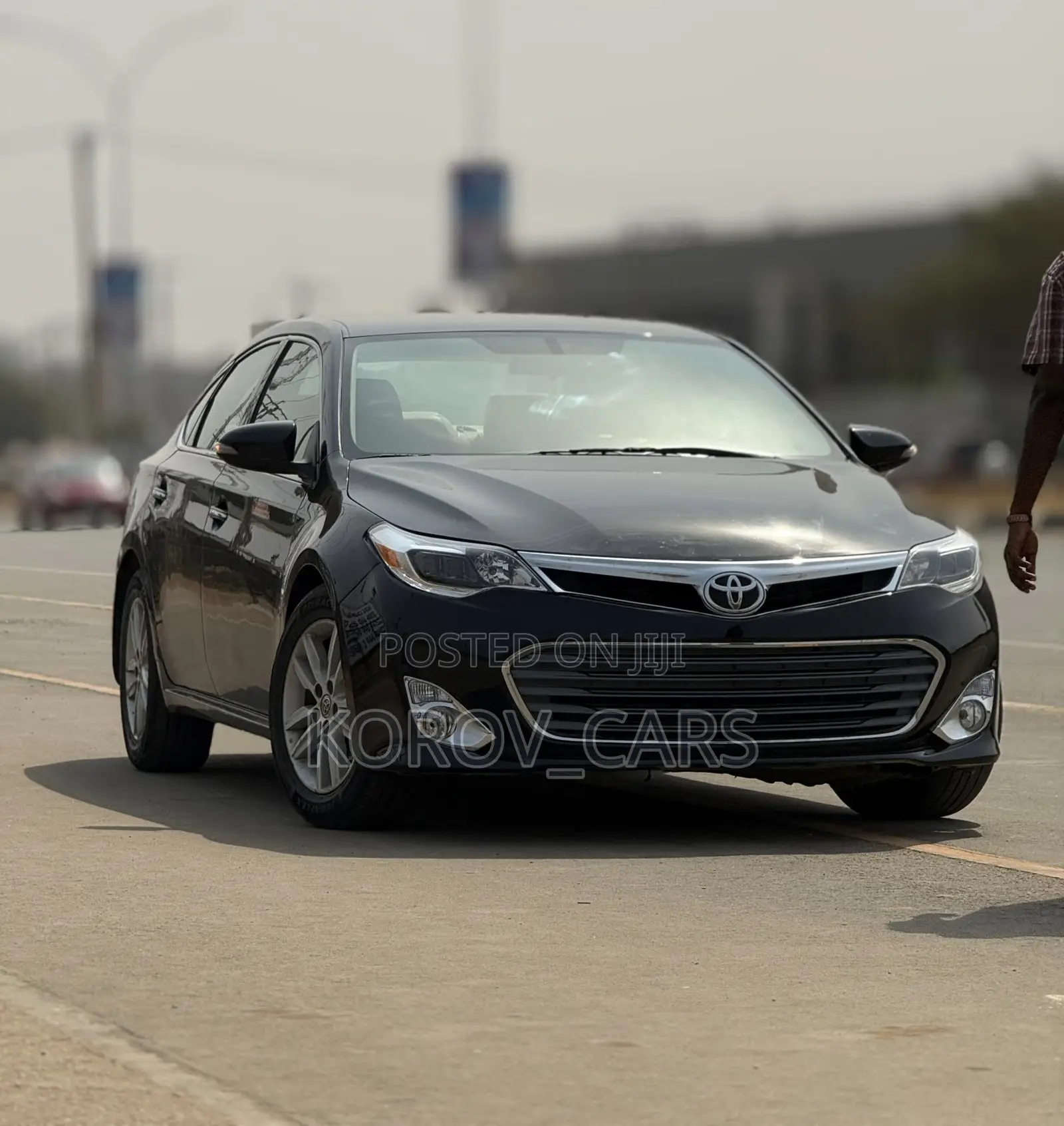 2013 Toyota Avalon Limited Sedan FWD (3.5L 6cyl 6A)