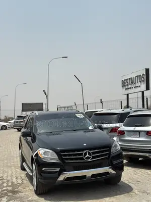 Mercedes-Benz M Class ML350 4MATIC 4dr SUV AWD (3.5L 6cyl 7A) 2015
