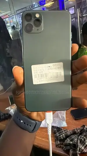 Apple iPhone 11 Pro Max 64 GB Green