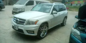 Mercedes-Benz GLK-Class 2011 White