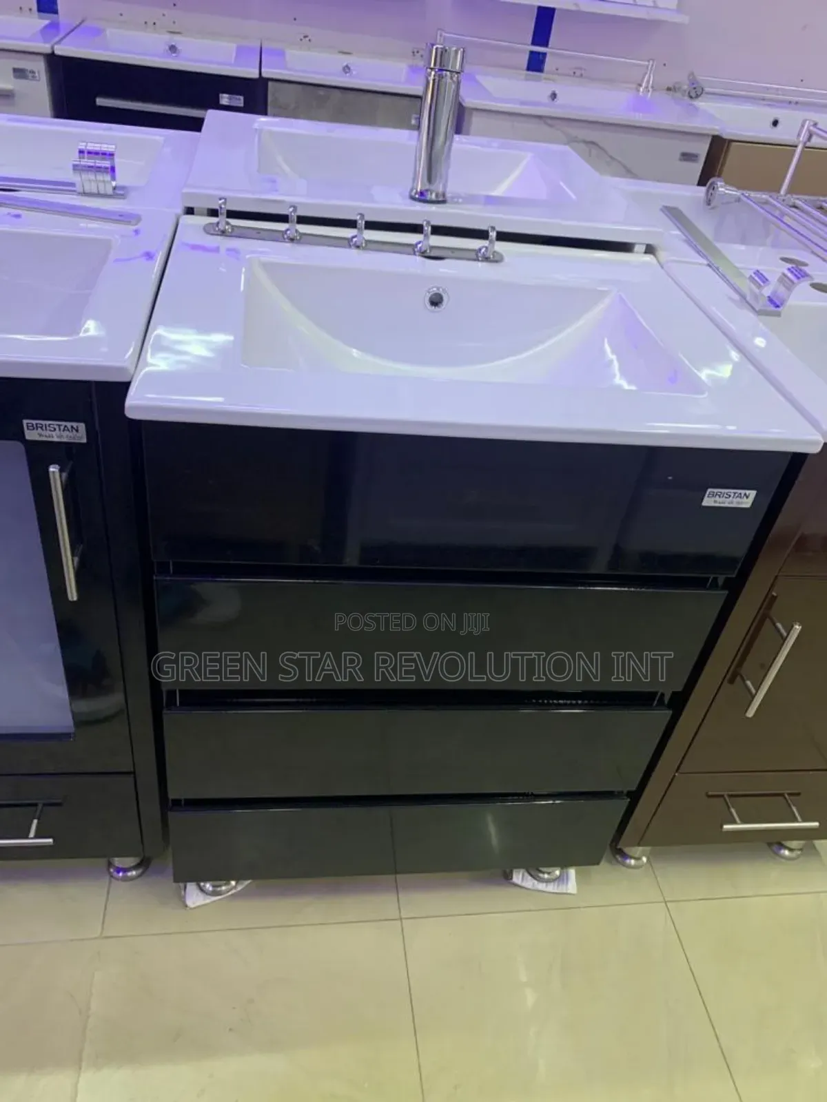 Cabinet Basin
