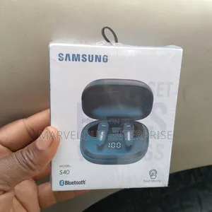Samsung Wireless Noise Canceling Stereo Headset
