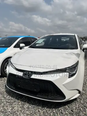 Toyota Corolla 2022 White