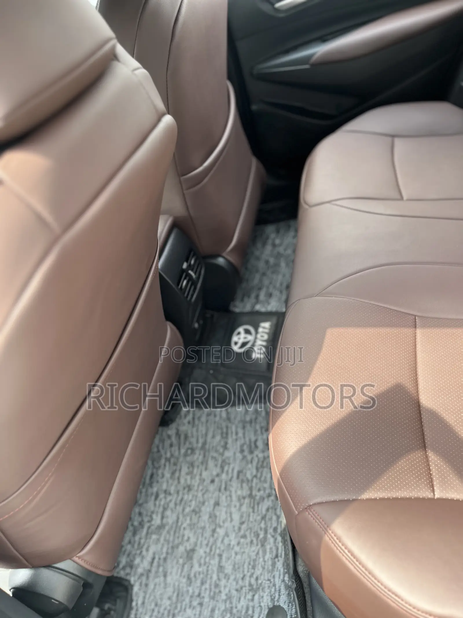 Toyota Corolla 2022 White