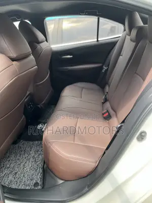 Toyota Corolla 2022 White