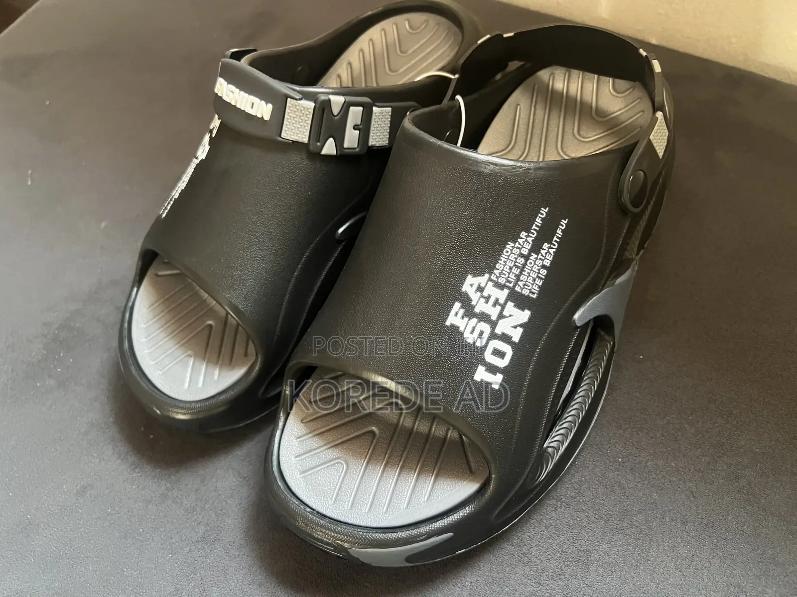 Crocs Slides