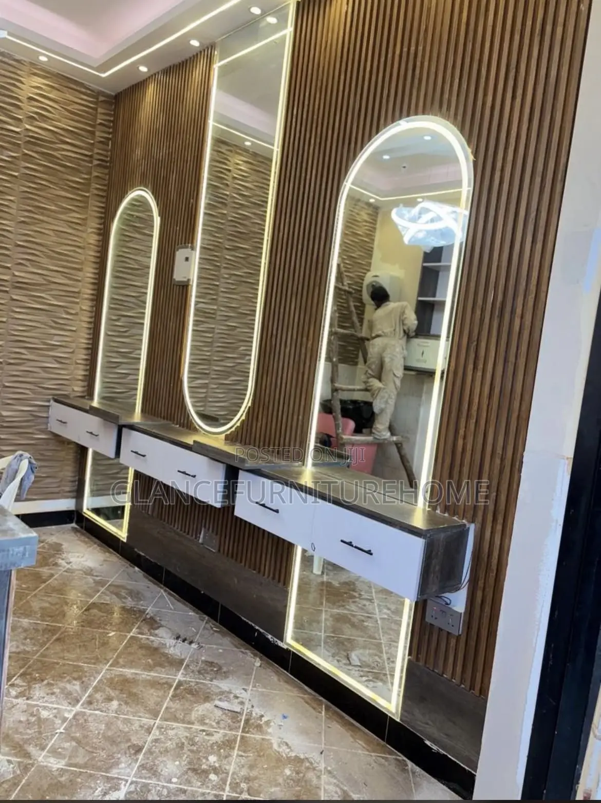 Dressers Unitss