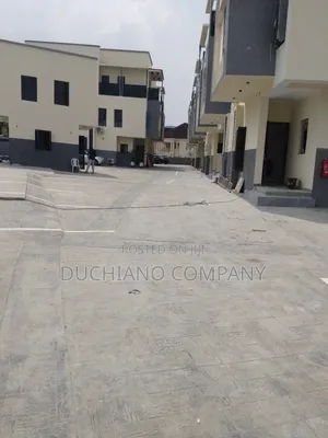 4bdrm Townhouse / Terrace in Ikeja GRA for rent