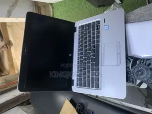 Laptop HP EliteBook 820 G3 8GB Intel Core i5 SSD 256GB