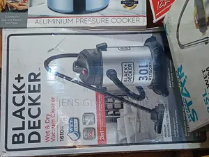 Wet and Dry Vacuum Cleaner