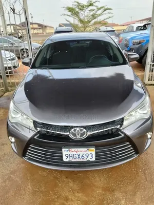 Toyota Camry LE 4dr Sedan (2.5L 4cyl 6A) 2015 Gray