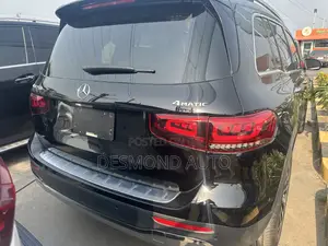 Mercedes-Benz GLB-Class GLB 250 4MATIC 2023 Black