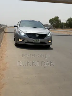 Hyundai Sonata Sport PZEV 4dr Sedan (2.4L 4cyl 6A) 2015 Gray