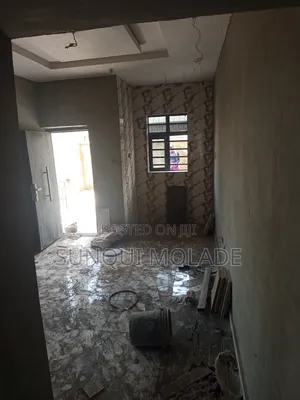 Mini Flat in Iyana Isolo for rent