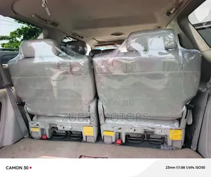 Toyota Sequoia 2004 Brown