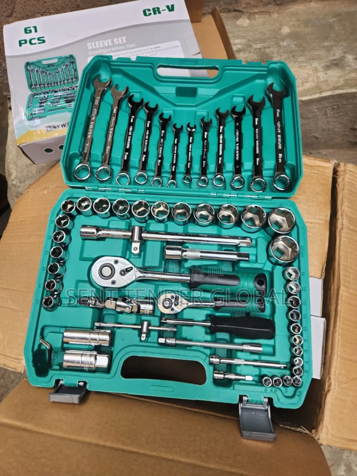 151 Pics CRV Complete Tools Box