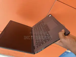 Laptop Dell Latitude 5400 16GB Intel Core i5 SSD 256GB