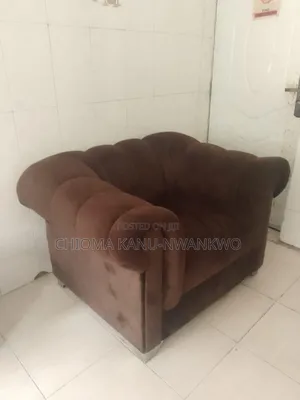 Sofa/ Chairs
