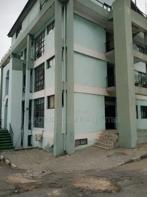 A 200sqm Open Plan Office Space for Rent