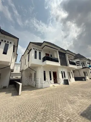 4bdrm Duplex in Ikota for sale