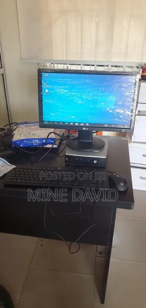 Desktop Computer HP ProOne 600 4GB AMD HDD 128GB