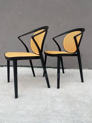Fiber Plastic Restaurant Chair