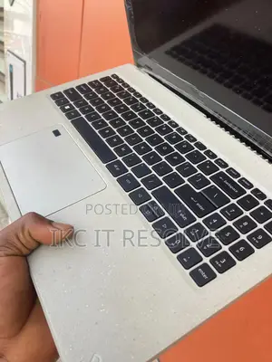 Laptop Acer 8GB Intel Core i5 SSD 256GB