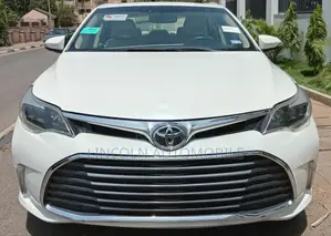 Toyota Avalon Limited 4dr Sedan (3.5L 6cyl 6A) 2014 White