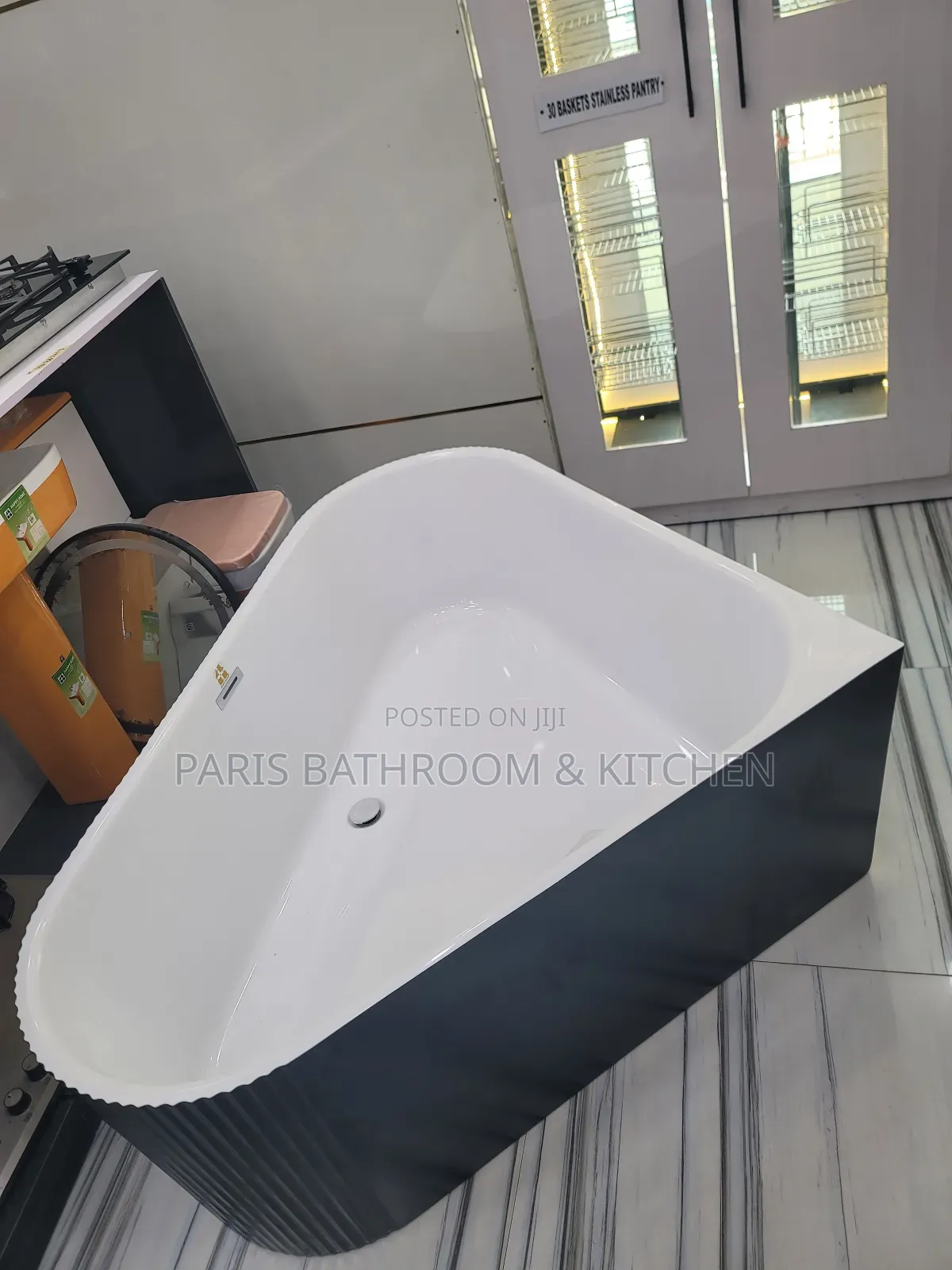 Bathtub Love Shape
