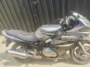 Suzuki GS 2007 Black