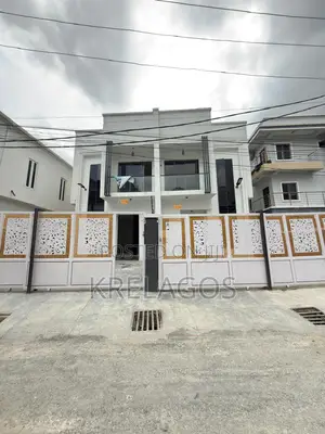 4bdrm Duplex in Ikota for sale
