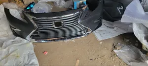 Complete Front Bumper Es 350 2018
