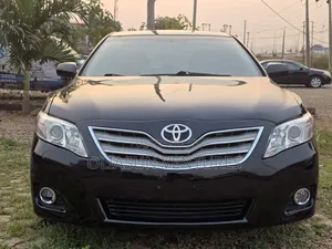 Toyota Camry LE 4dr Sedan (2.5L 4cyl 6AM) 2010 Black