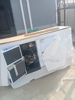 New Diesel 20kva Perkins Generator Soundproof 2 Years Warranty