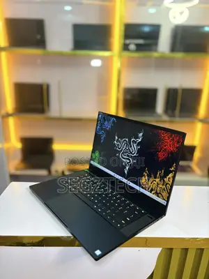 Laptop Razer Blade Advanced 16GB Intel Core i7 SSD 512GB