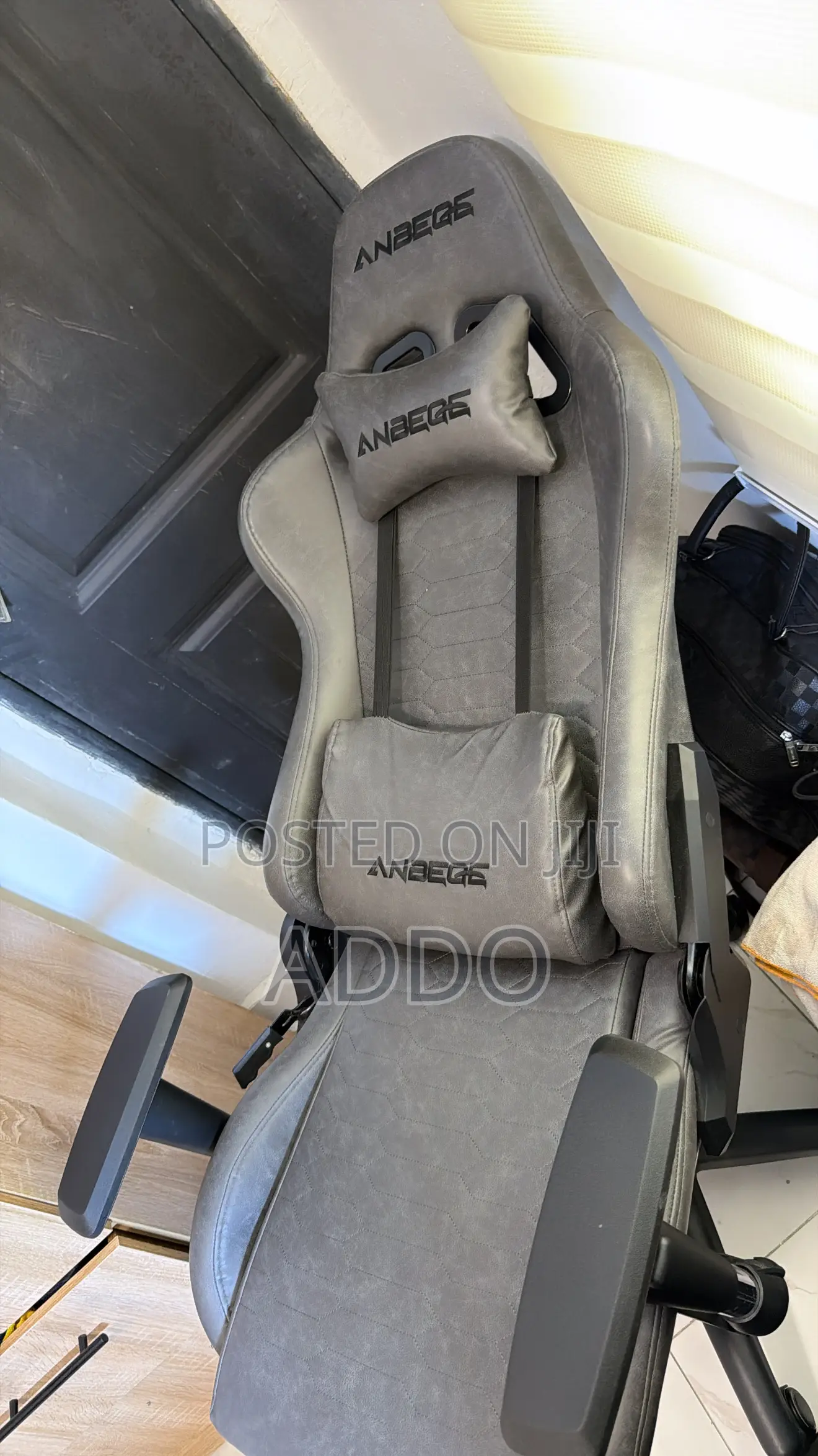Ambege Gaming Chair