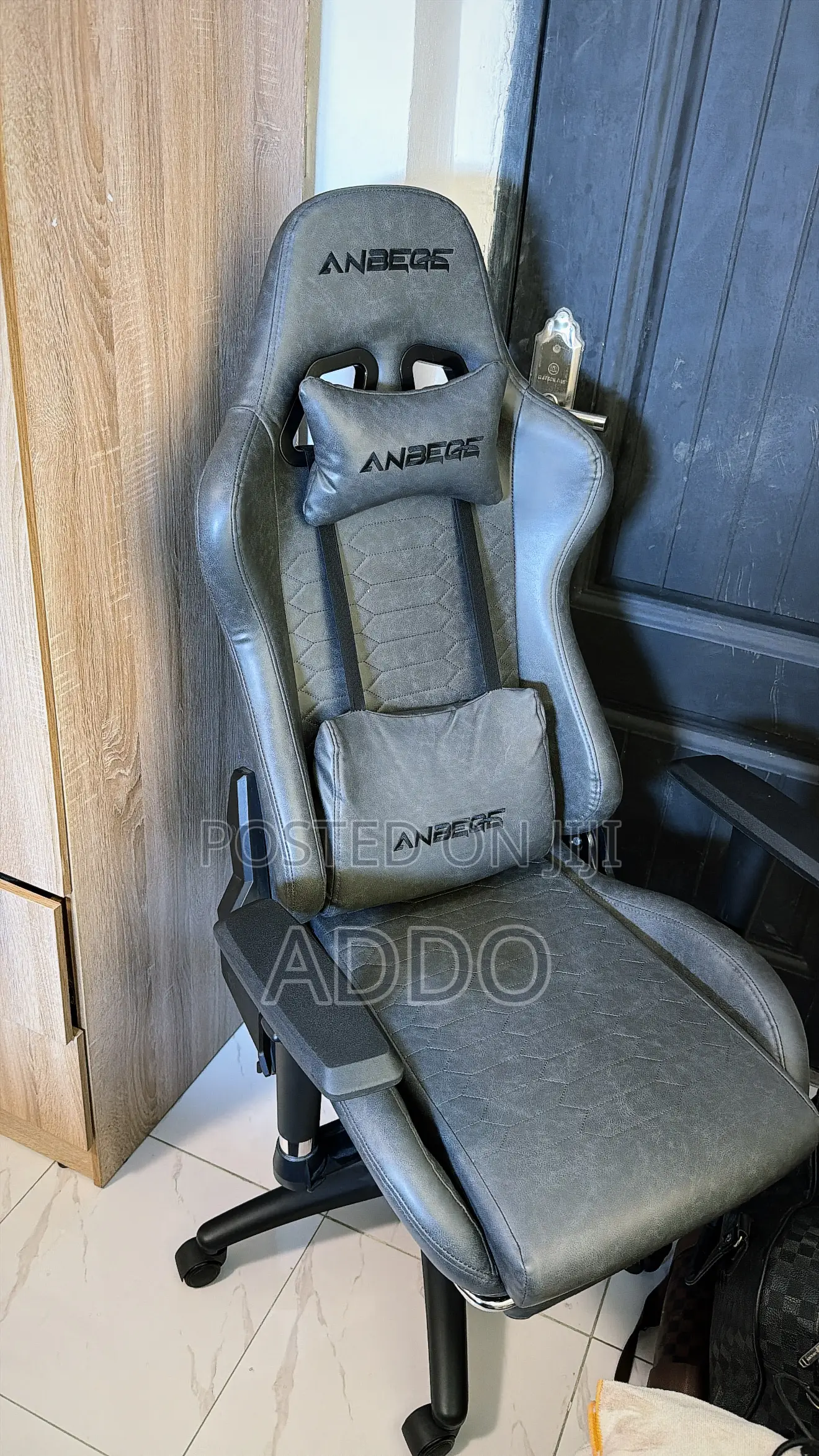 Ambege Gaming Chair