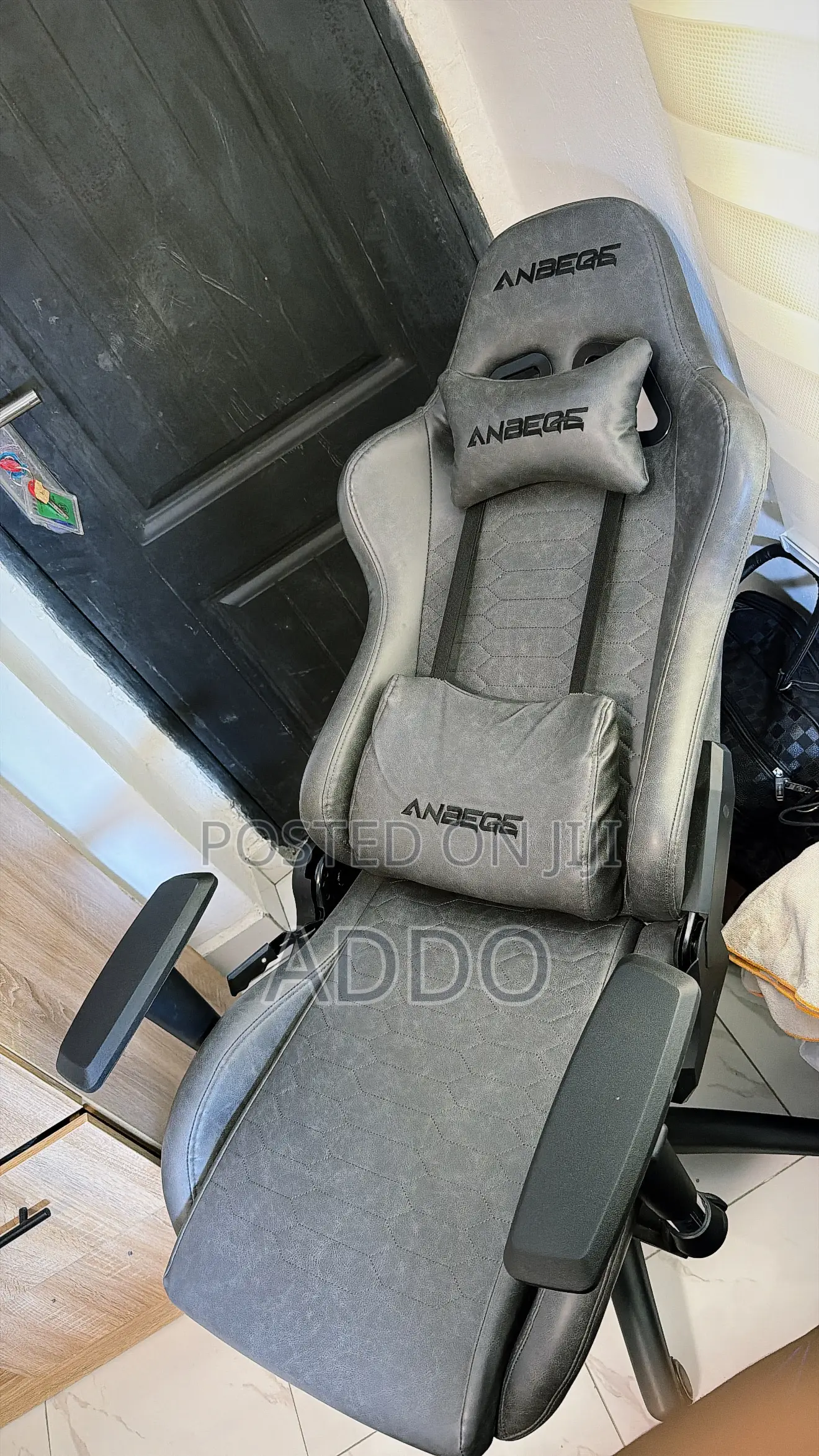 Ambege Gaming Chair