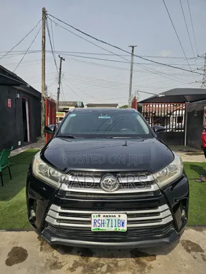 Toyota Highlander XLE 2019 Black