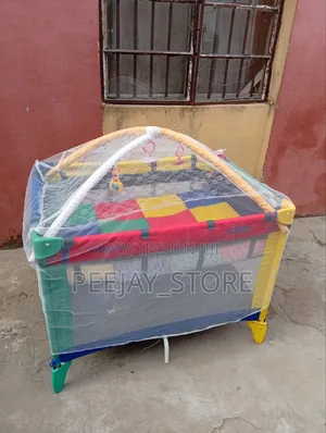 Fine Baby Cot