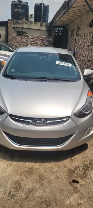 Hyundai Elantra 2013 Silver