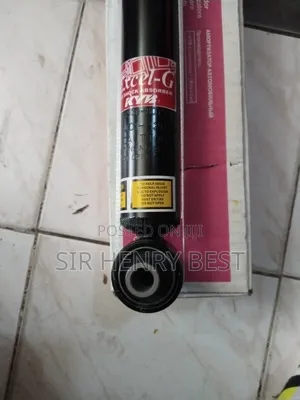 Rear Shocks Absorbers Kyb Without Sensor.Gs 350.2014/2020