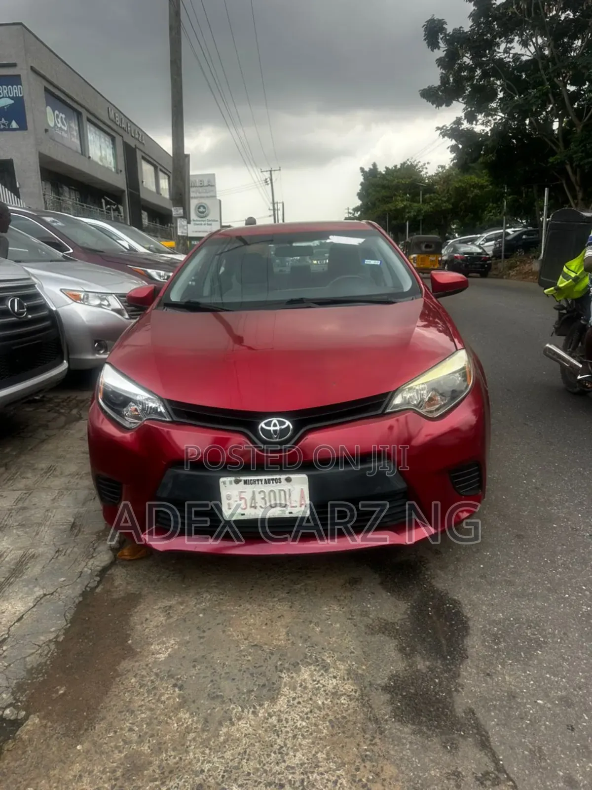 Toyota Corolla 2015 Red