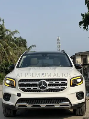 Mercedes-Benz GLB-Class GLB 250 4MATIC 2023 White