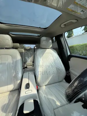 Mercedes-Benz GLB-Class GLB 250 4MATIC 2023 White