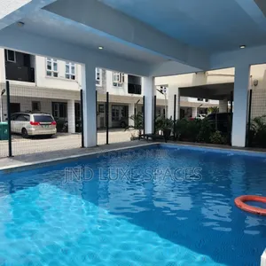 2 Bedroom Duplex With 24 Hours Light