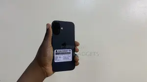 Apple iPhone 16 128 GB Black