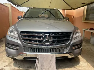 Mercedes-Benz M Class ML350 4dr SUV (3.5L 6cyl 7A) 2015 Brown